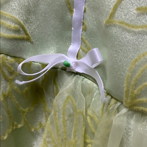 Gorgeous green dress wear or repurpose - Picture 2 of 16